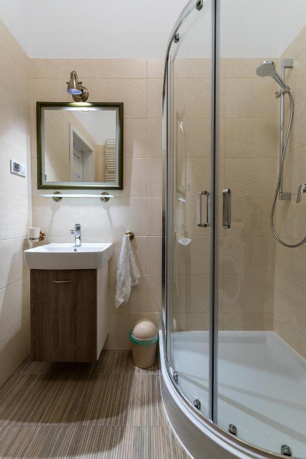 Apartament Inspirujacy - Z Prywatnym Monitorowanym Parkingiem - 4 Osobowy - Space Apart 耶莱尼亚古拉 外观 照片
